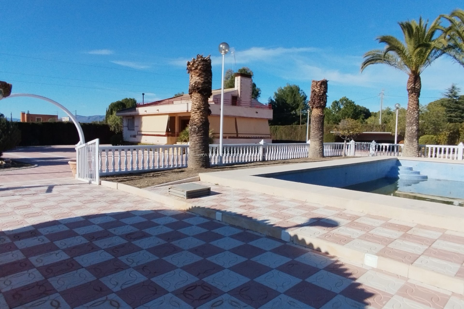 Reventa - Casa de campo - Sax