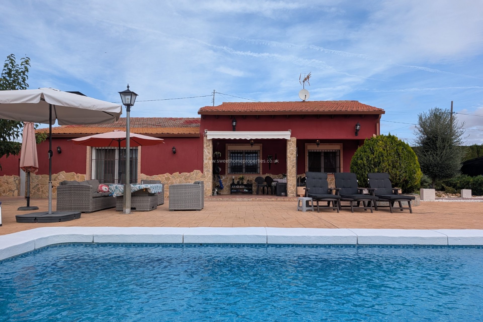 Reventa - Casa de campo - Sax