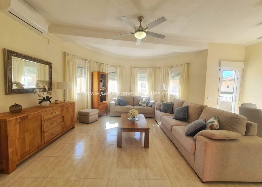 Reventa - Chalet - Orihuela Costa - Villamartin