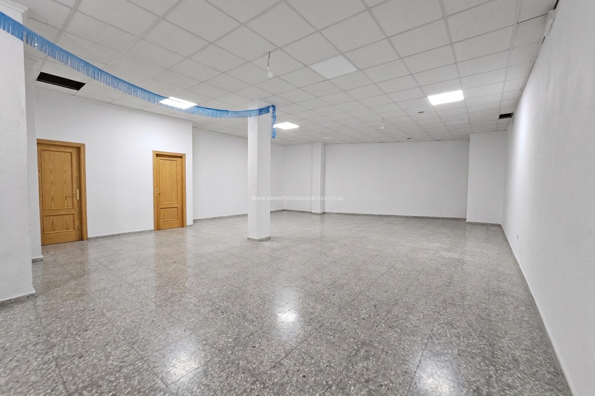 Reventa - Commercial - Aspe - La Serranica - Sagrado Corazón