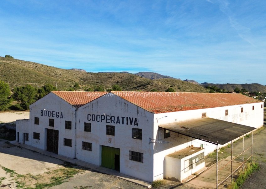 Reventa - Commercial - Hondon De Los Frailes