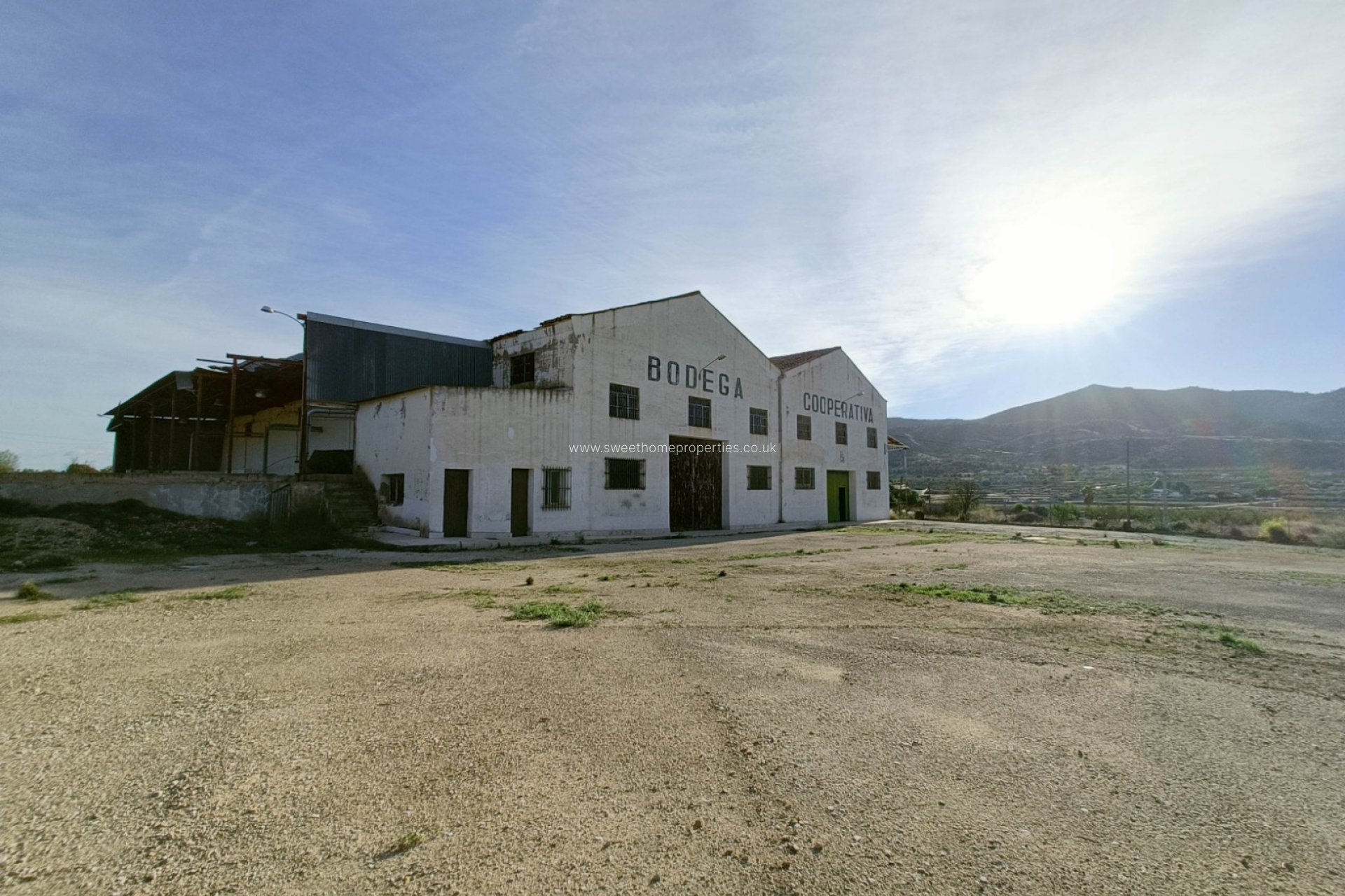 Reventa - Commercial - Hondon De Los Frailes