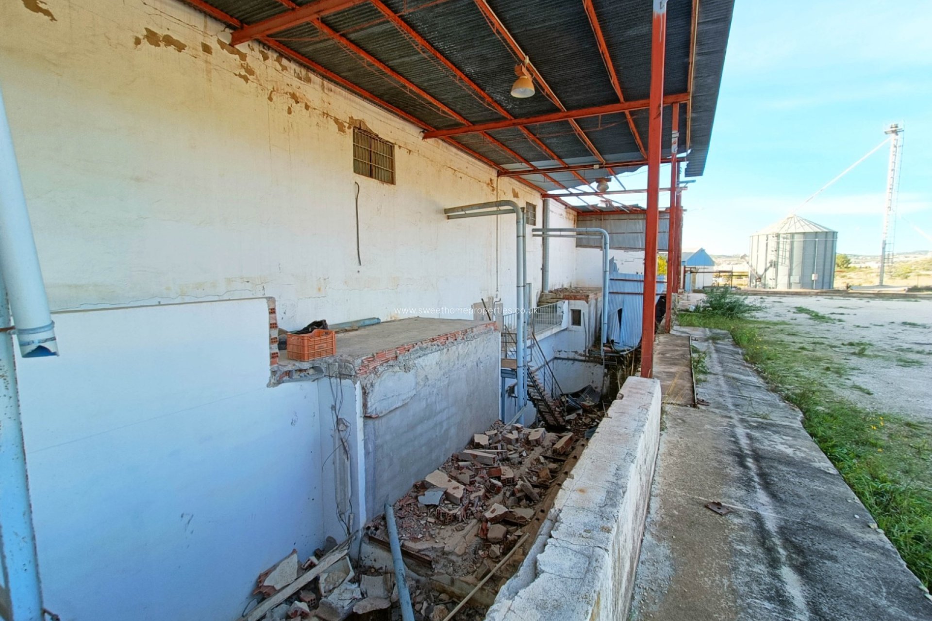 Reventa - Commercial - Hondon De Los Frailes