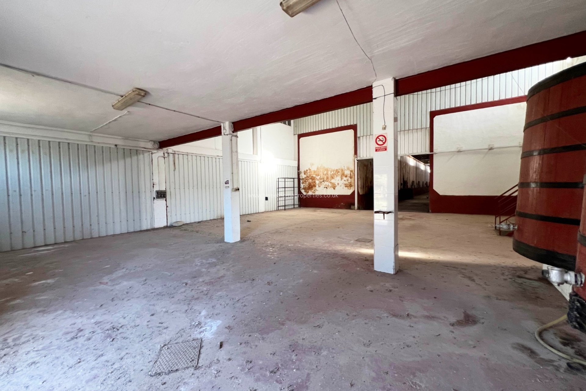 Reventa - Commercial - Hondon De Los Frailes