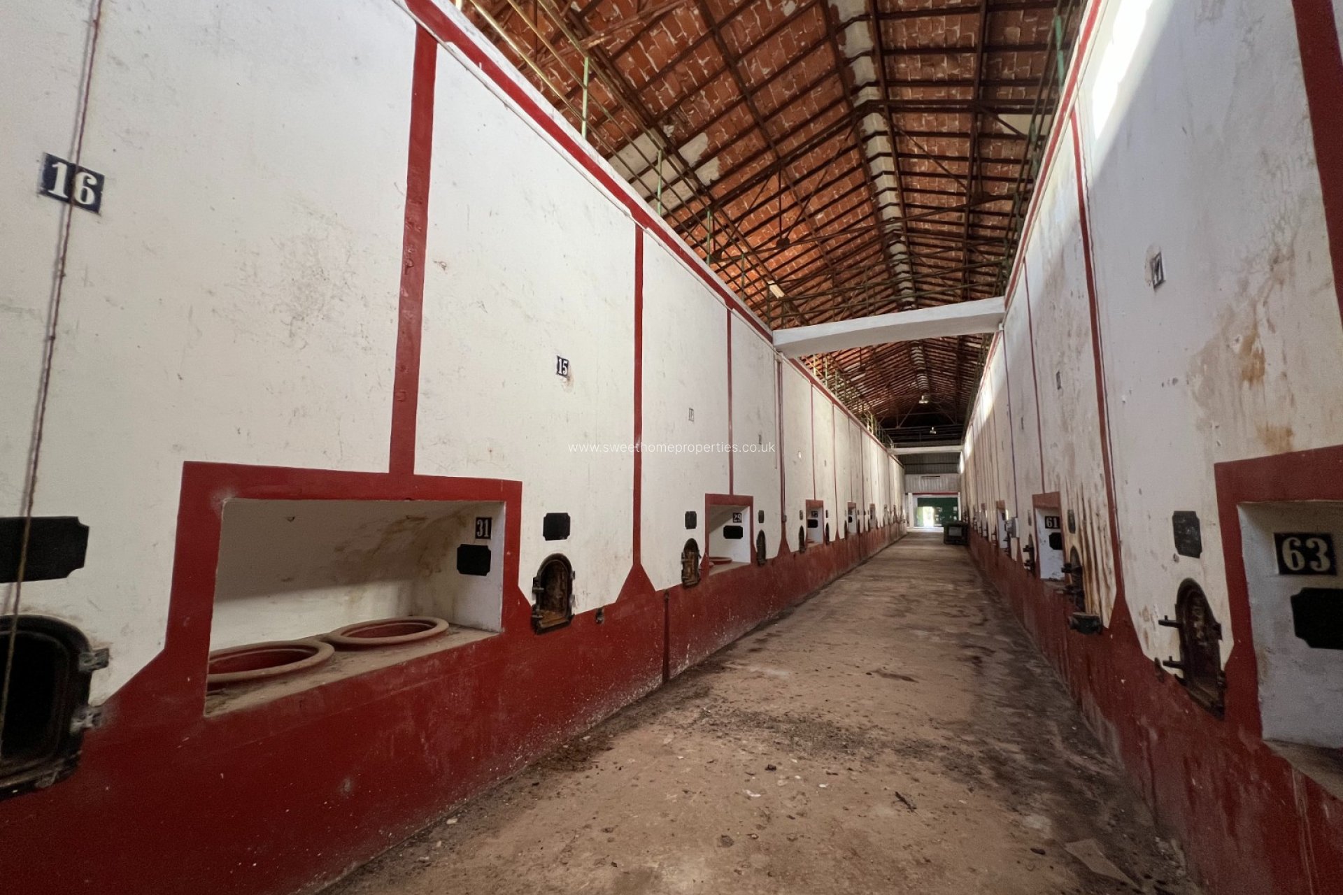 Reventa - Commercial - Hondon De Los Frailes