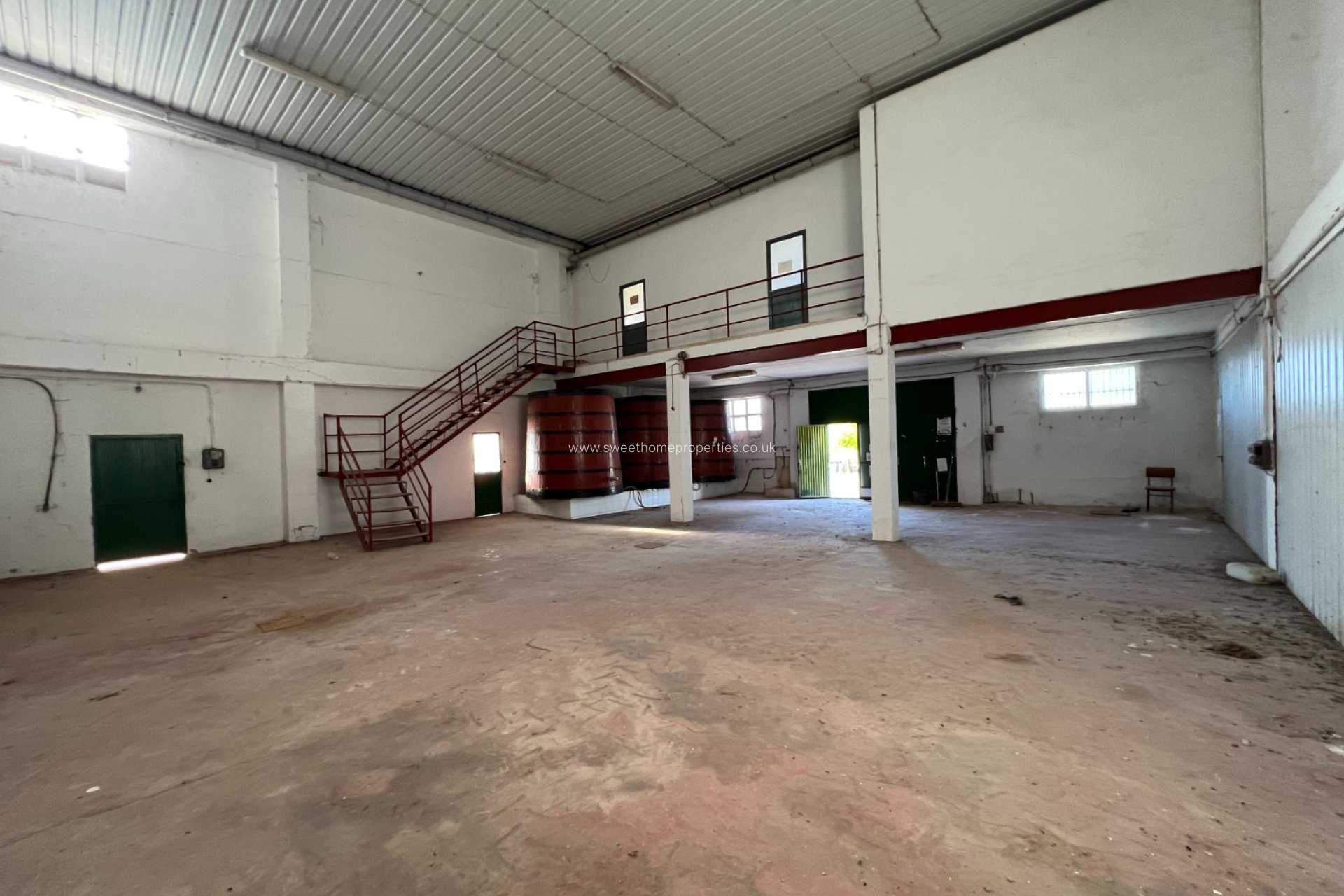 Reventa - Commercial - Hondon De Los Frailes