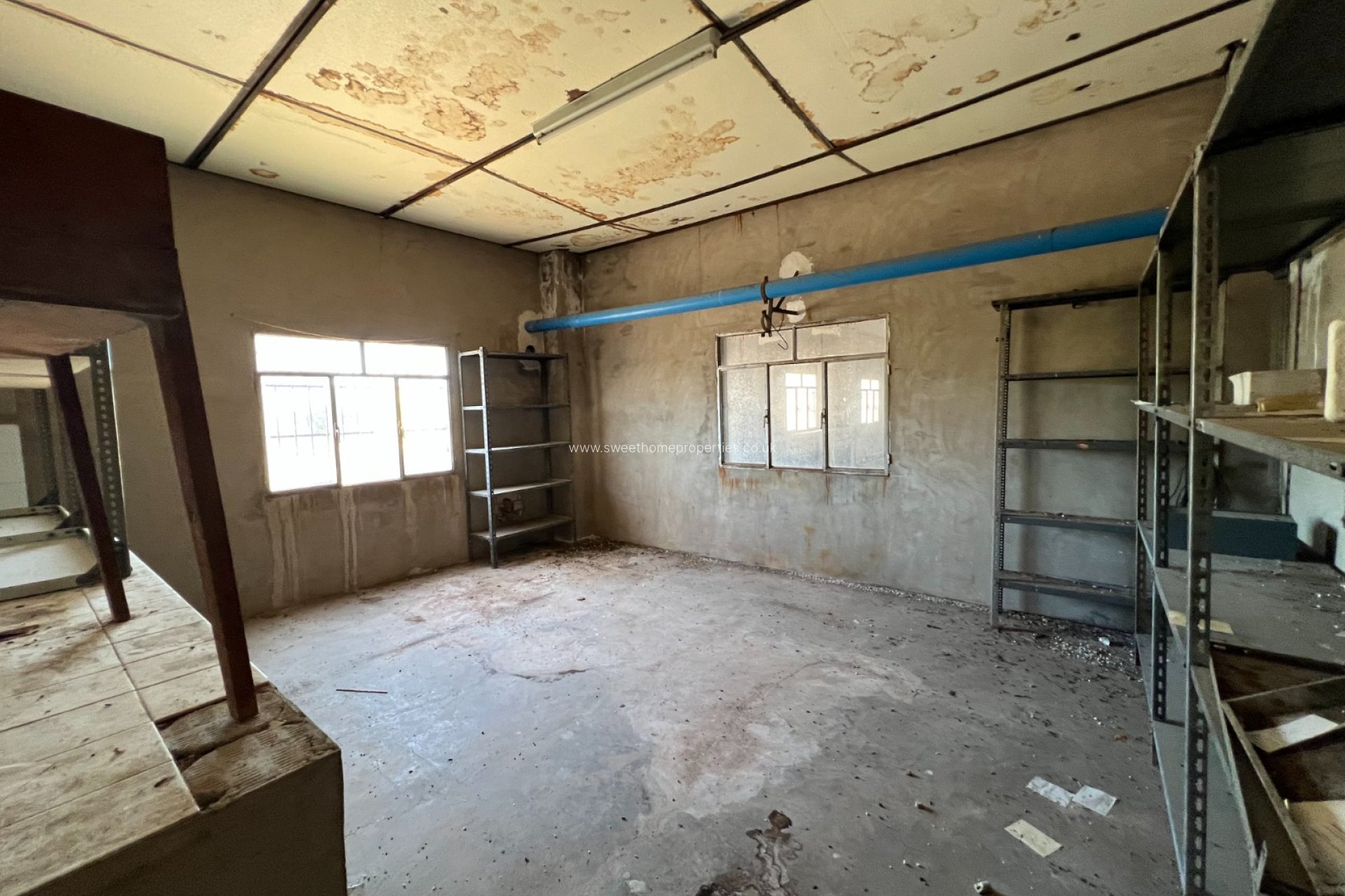 Reventa - Commercial - Hondon De Los Frailes