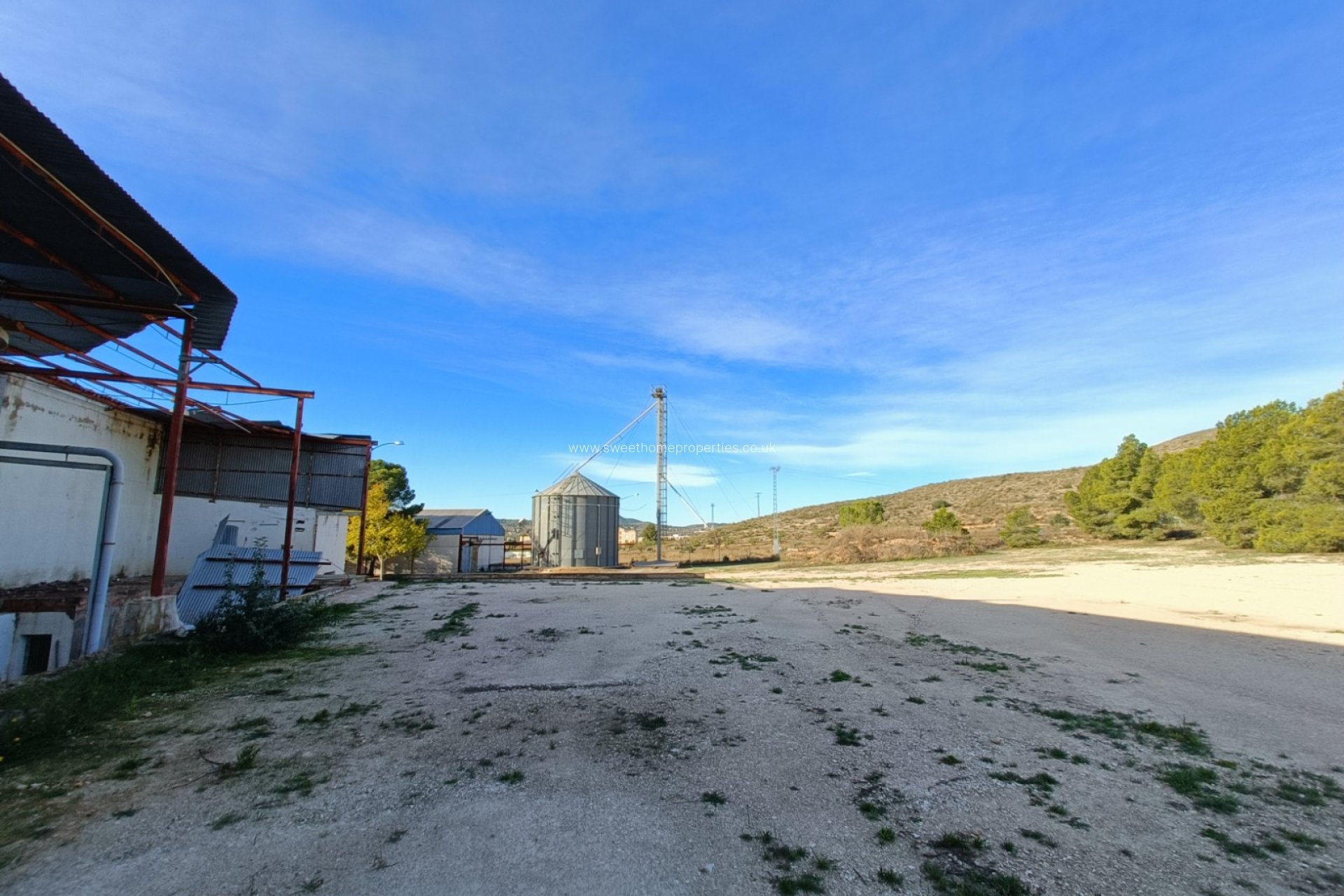 Reventa - Commercial - Hondon De Los Frailes
