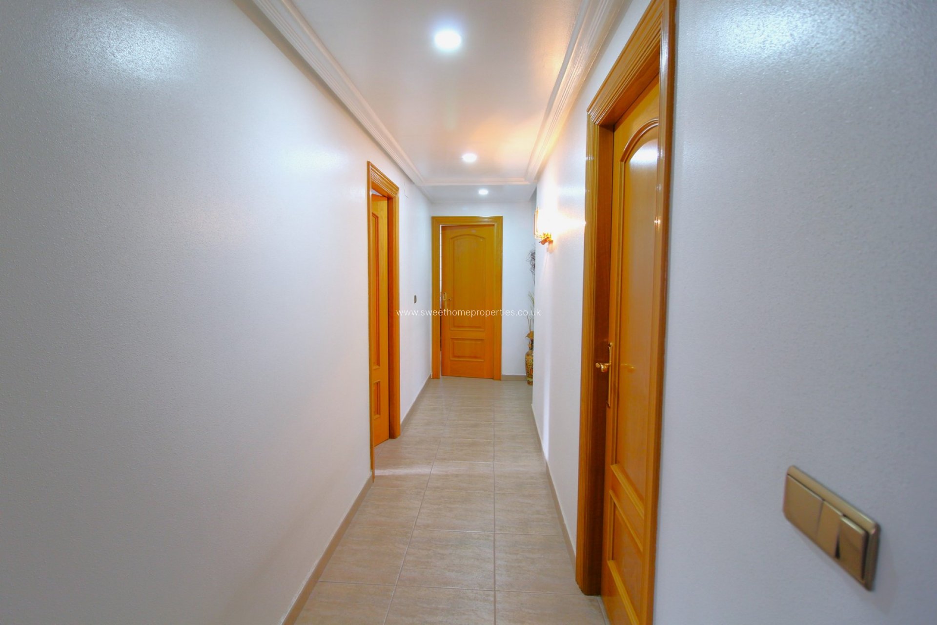 Reventa - Commercial - Jacarilla