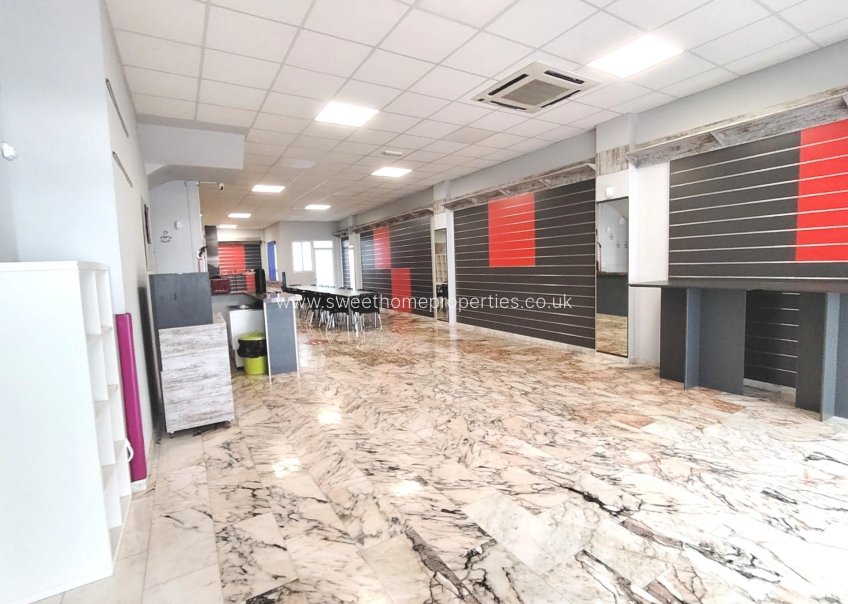 Reventa - Commercial - Monforte del Cid - Comunidad valenciana