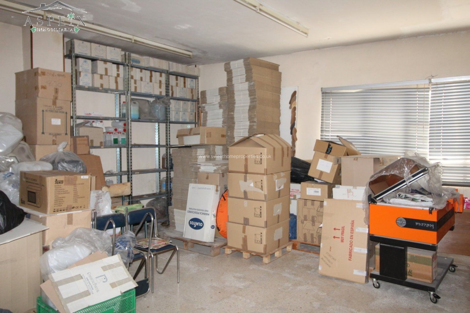 Reventa - Commercial - Monovar - OTRAS