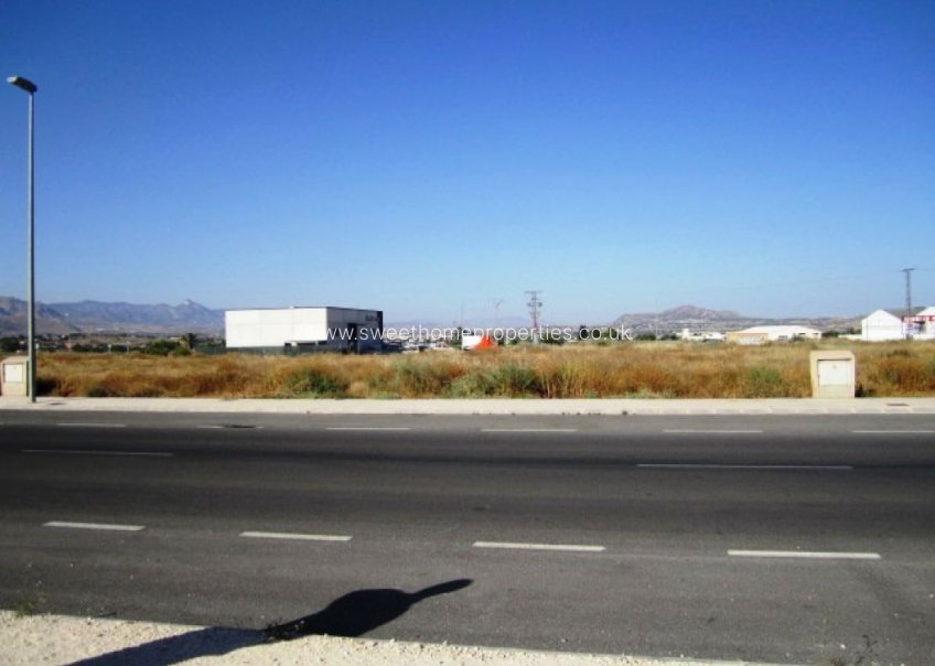 Reventa - Plot - Aspe - El castillo