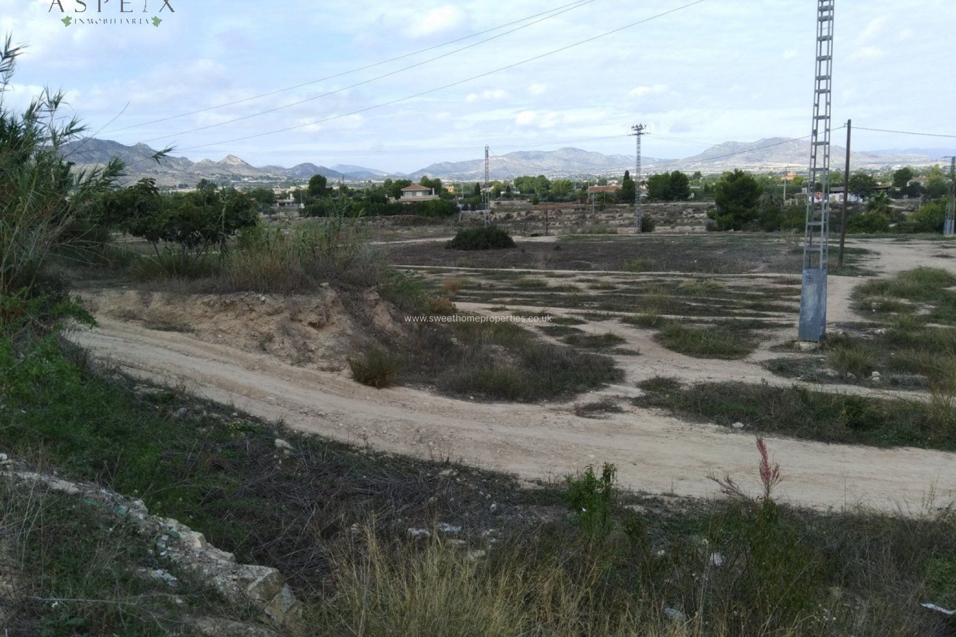 Reventa - Plot - Aspe - Pueblo