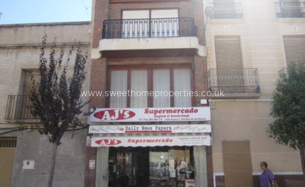 Town house - Herverkoop - Hondon De Las Nieves - CENTRO