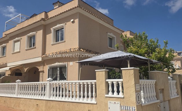 Town house - Herverkoop - Orihuela Costa -
                Villamartin