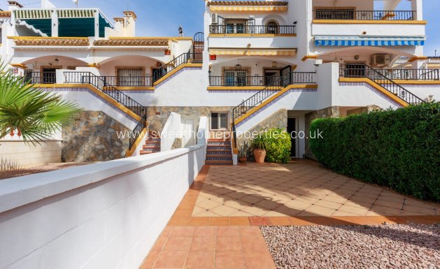 Town house - Resale - Villamartin -
                Villamartin