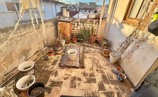 Town house - Reventa - Aspe -
                Centro