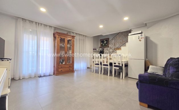 Town house - Reventa - Aspe -
                La nía