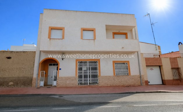 Town house - Reventa - La Murada -
                La Murada