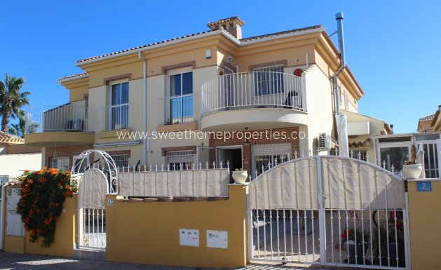 Town house - Reventa - Villamartin -
                Villamartin