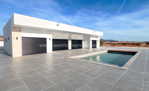 Villa - New Build - La Romana -
                La Romana