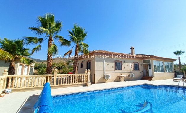 Villa - Resale - Macisvenda -
                Macisvenda