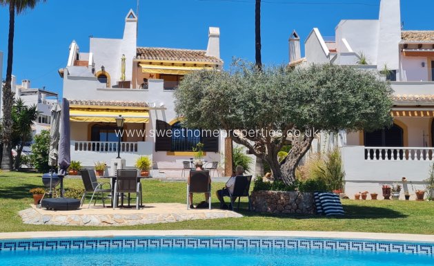 Villa - Resale - Villamartin -
                Villamartin