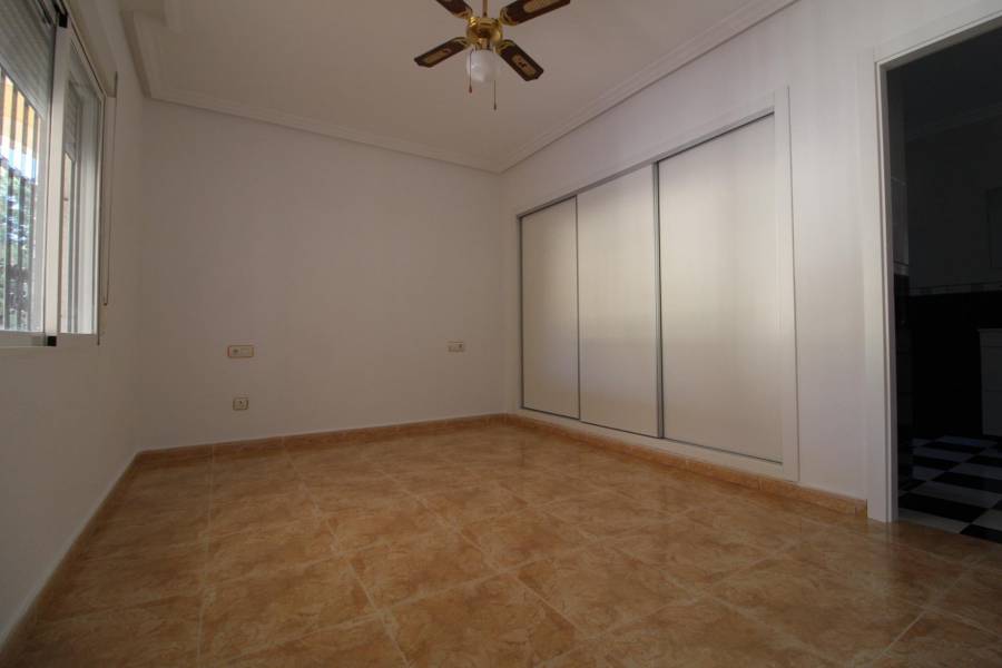Re-sale - Country house - Hondon De Los Frailes - BARBARROJA