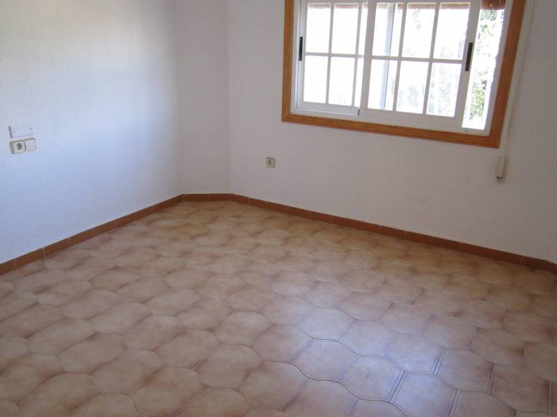 Re-sale - Villa - Elche