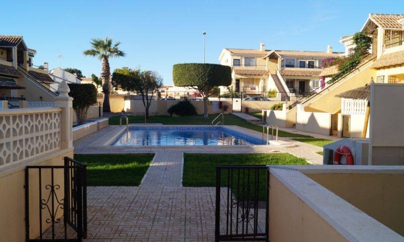 Re-sale - Apartment - Villamartin