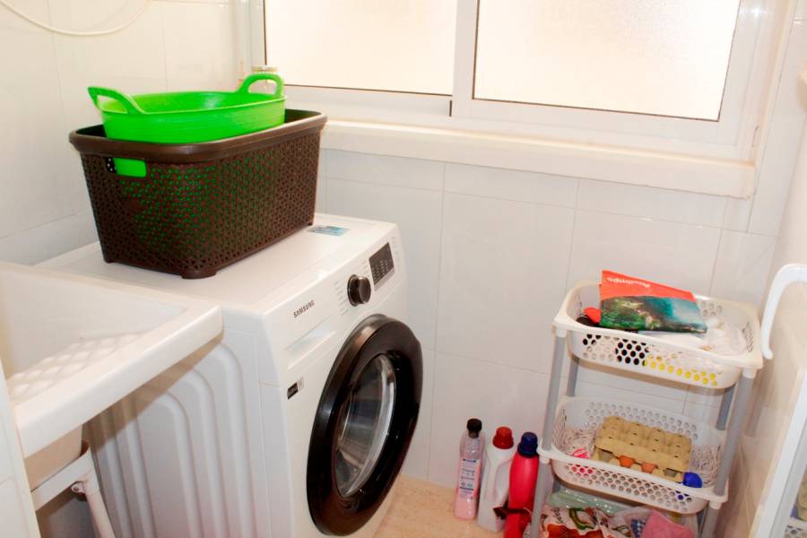 Re-sale - Penthouse - Playa Flamenca - Alicante