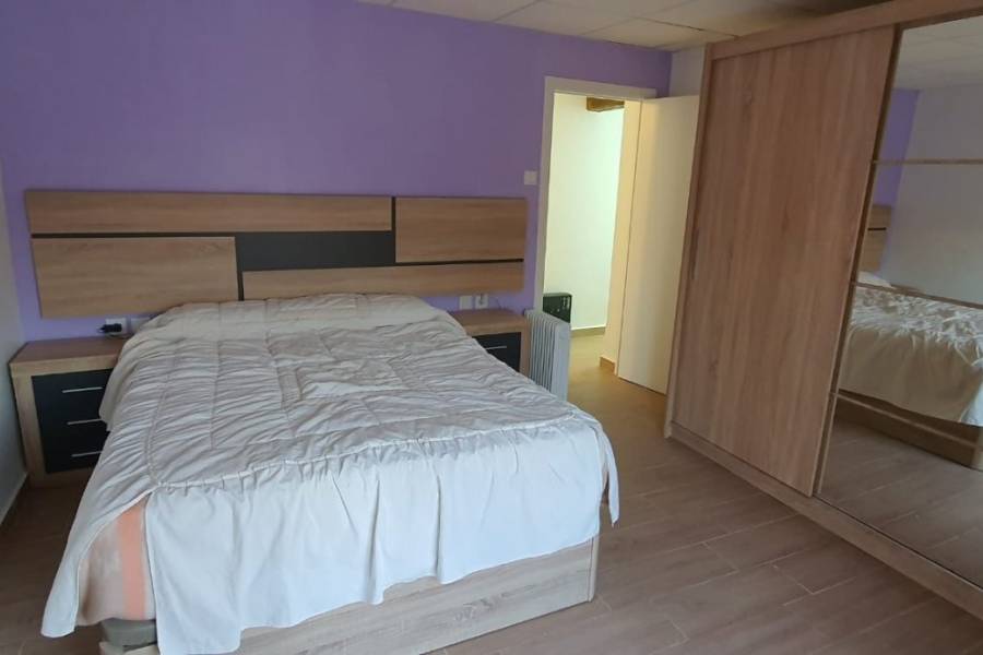 Re-sale - Country house - Monforte Del Cid