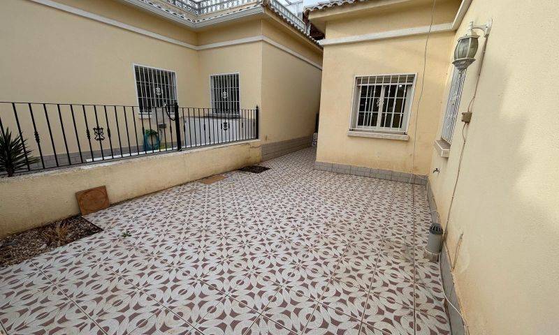 Re-sale - Bungalow - Torrevieja