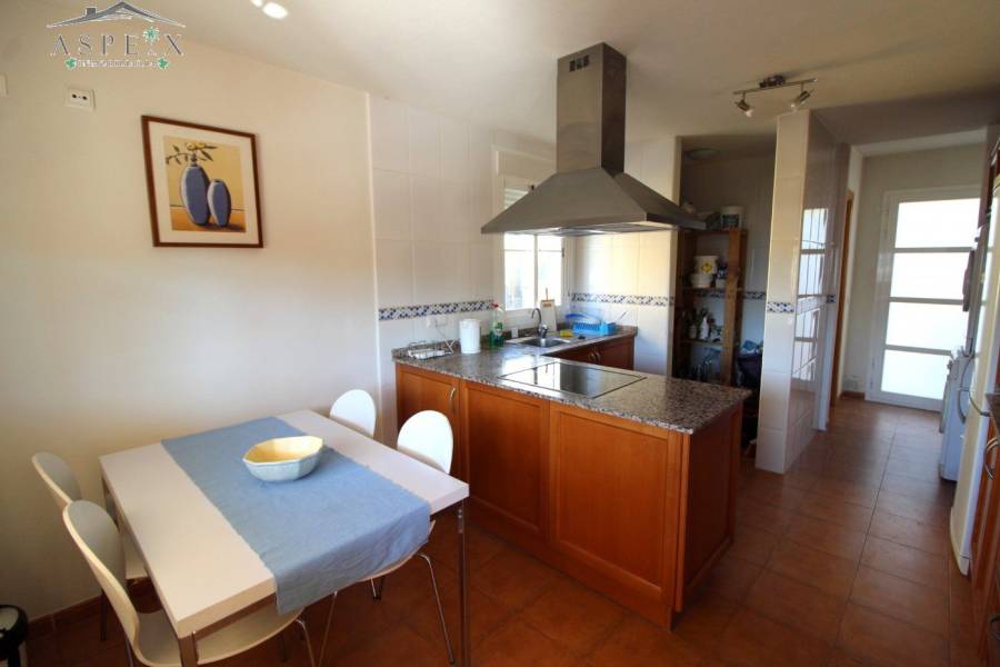 Re-sale - Villa - Aspe - Santa Elena