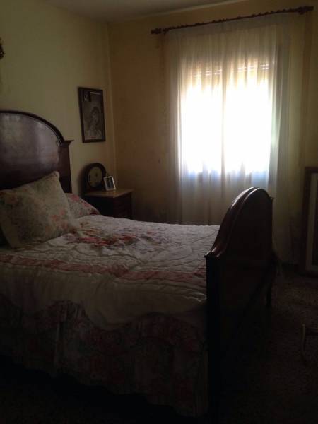 Re-sale - Country house - Yecla