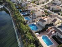 Re-sale - Villa - Villamartin