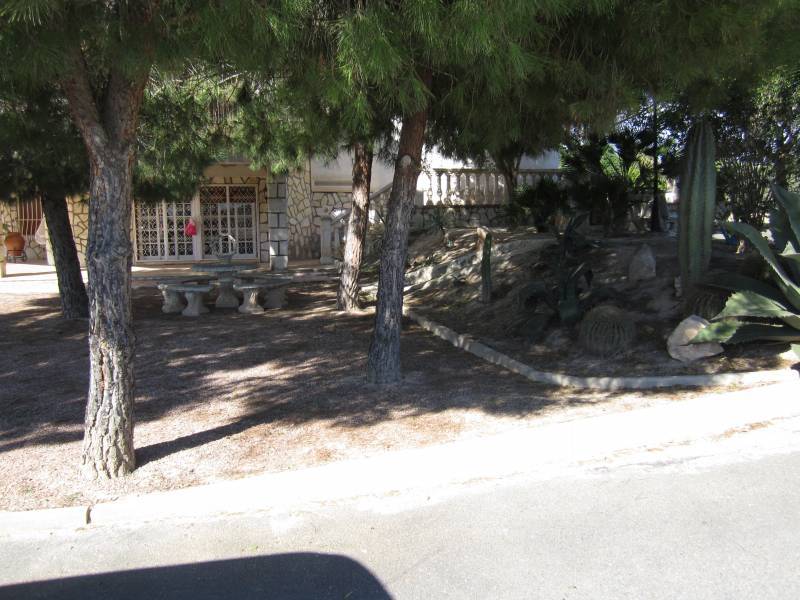 Re-sale - Villa - Elche