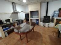 Re-sale - Country house - Elche