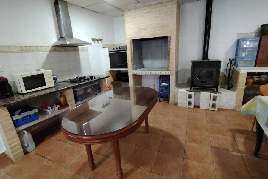 Re-sale - Country house - Elche