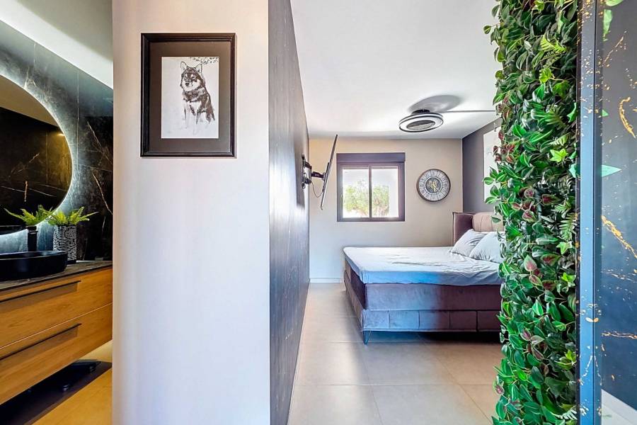 Re-sale - Country house - Hondon De Los Frailes