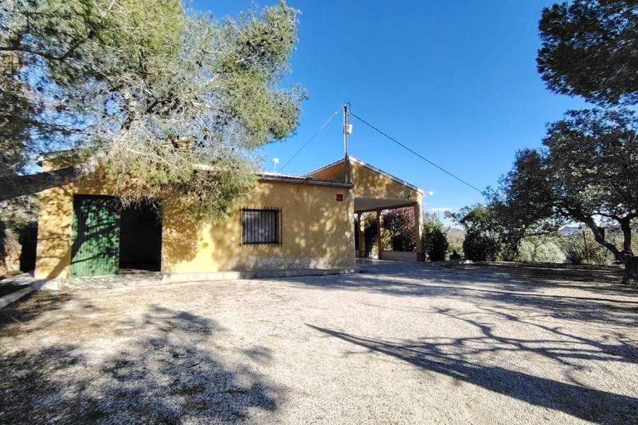 Re-sale - Country house - Hondon De Las Nieves