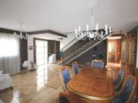 Re-sale - Villa - Elche