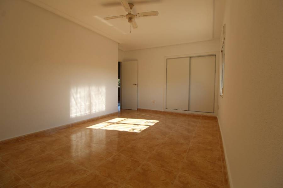 Re-sale - Country house - Hondon De Los Frailes - BARBARROJA