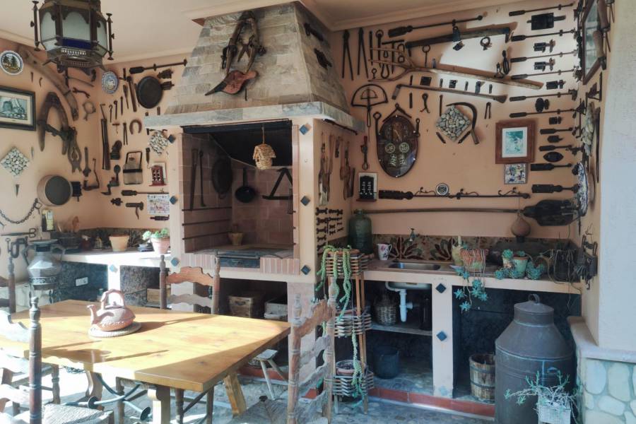 Re-sale - Country house - Novelda - CAMPET