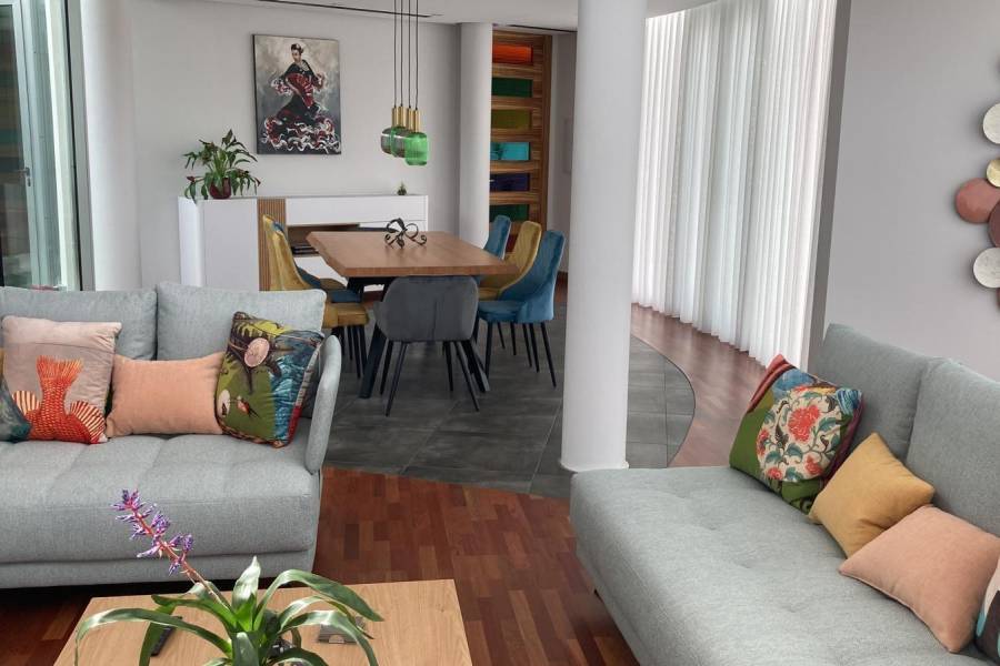 Re-sale - Country house - Petrer - Loma badá