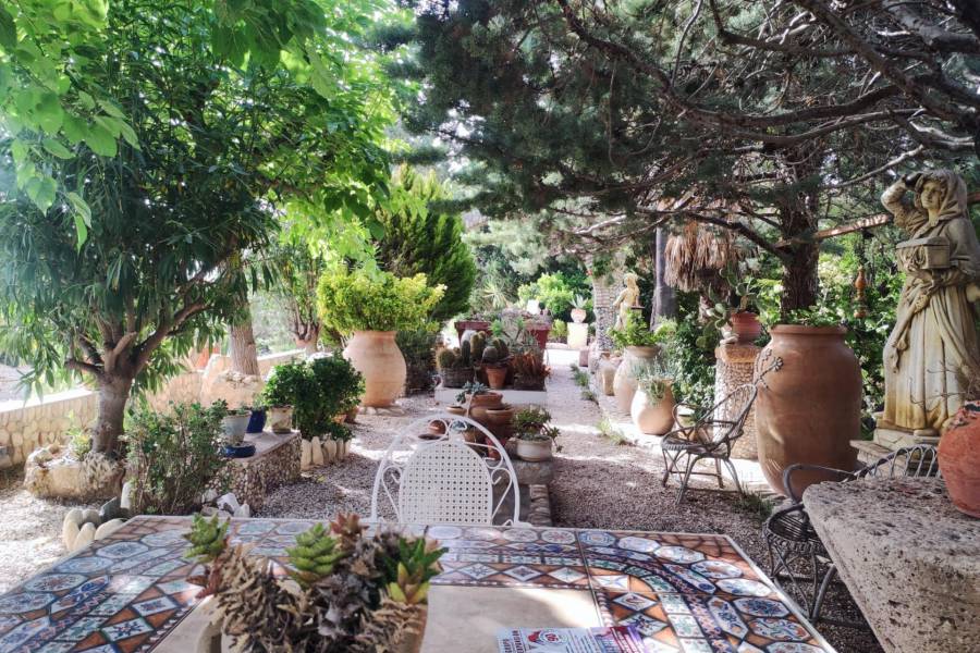 Re-sale - Country house - Novelda - CAMPET