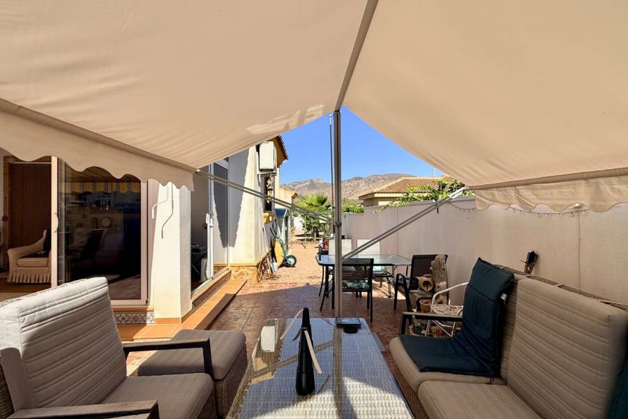 Venta - Chalet - Hondon De Las Nieves - La Montañosa