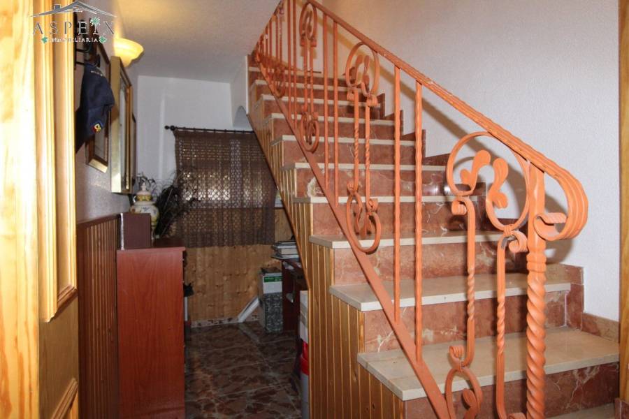 Re-sale - Villa - Monforte Del Cid - CAMINO DEL LLANO