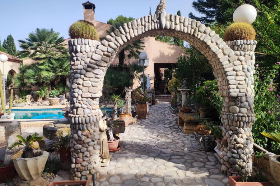 Re-sale - Country house - Novelda - CAMPET