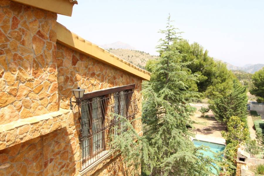 Re-sale - Villa - Tibi - Urbanizaciòn Maigmo